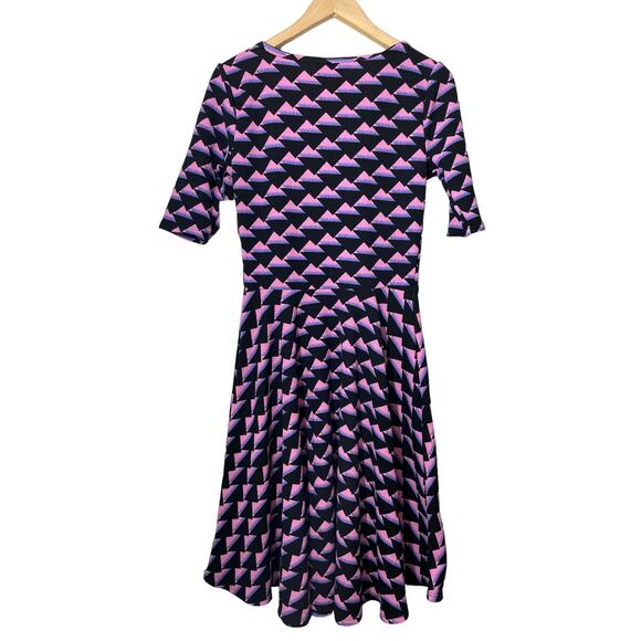 Lularoe Nicole Retro Print Dress Short Sleeve Knee Length Modest Black Medium - Picture 2 of 6